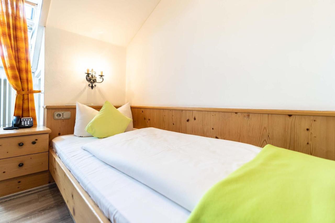 Hotel-Gasthof Zum Dragoner Peiting Luaran gambar